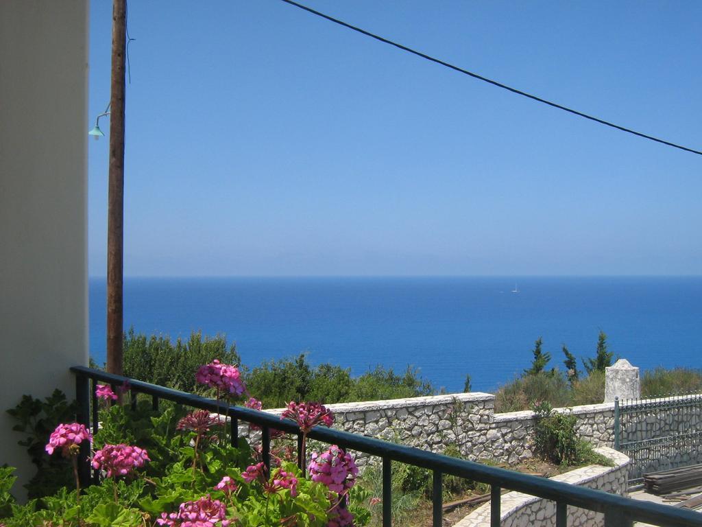 Villa Milia Ayios Nikitas Luaran gambar