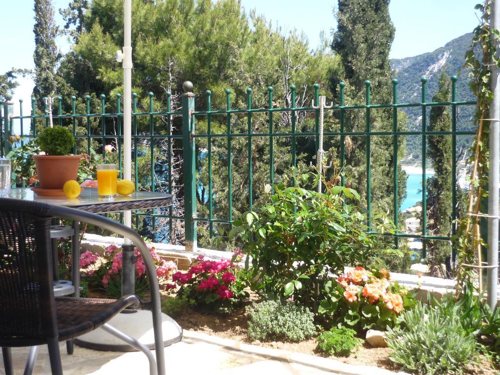 Villa Milia Ayios Nikitas Luaran gambar